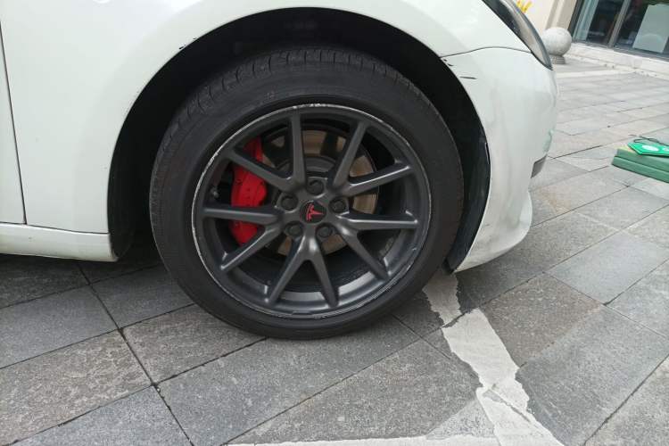 Used Tesla Model 3 2020 Standard Range Rear-Wheel Drive Upgraded Version Right Front Wheel Hub