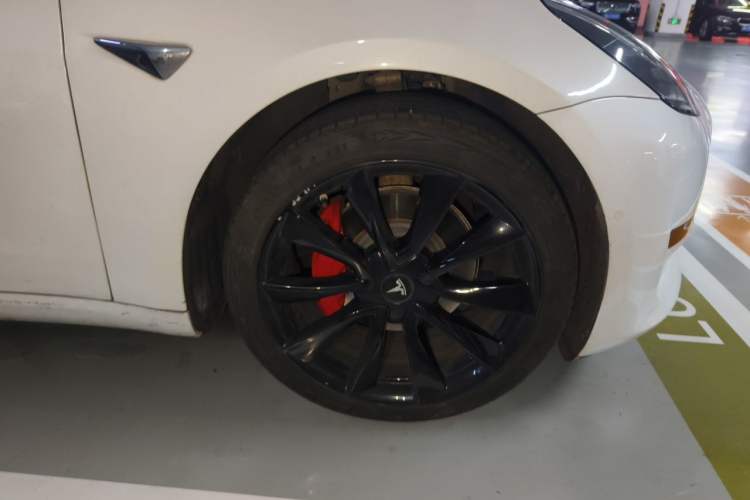 Used Tesla Model 3 2020 Standard Range Rear-Wheel Drive Upgraded Version Right Front Wheel Hub