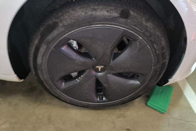 Used Tesla Model 3 2020 Standard Range Rear-Wheel Drive Upgraded Version Right Front Wheel Hub