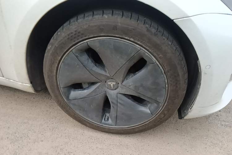Used Tesla Model 3 2020 Refreshed Version Long-Range Rear-Wheel Drive Right Front Wheel Hub