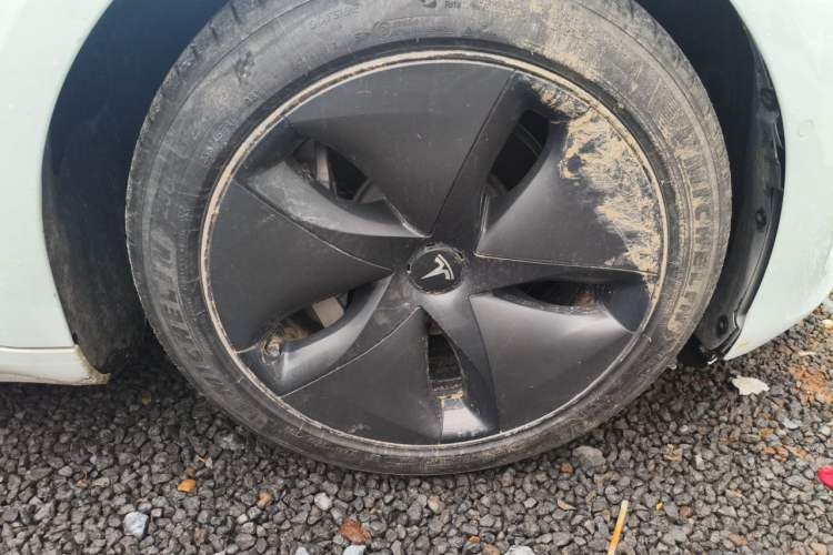 Used Tesla Model 3 2020 Standard Range Rear-Wheel Drive Upgraded Version Right Front Wheel Hub