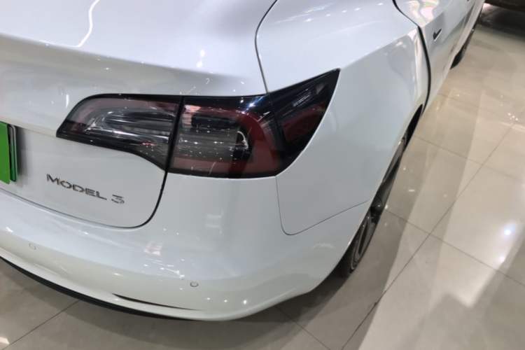 Used Tesla Model 3 2020 Standard Range Rear-Wheel Drive Upgraded Version Right Rear Taillight