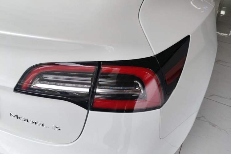 Used Tesla Model 3 2020 Refreshed Version Long-Range Rear-Wheel Drive Right Rear Taillight