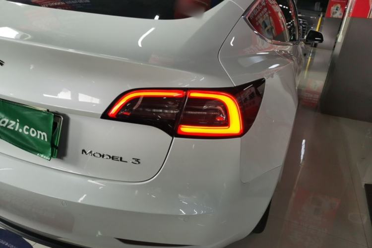 Used Tesla Model 3 2020 Revised Version Standard Range Rear-Wheel Drive – Upgraded Edition Right Rear Taillight