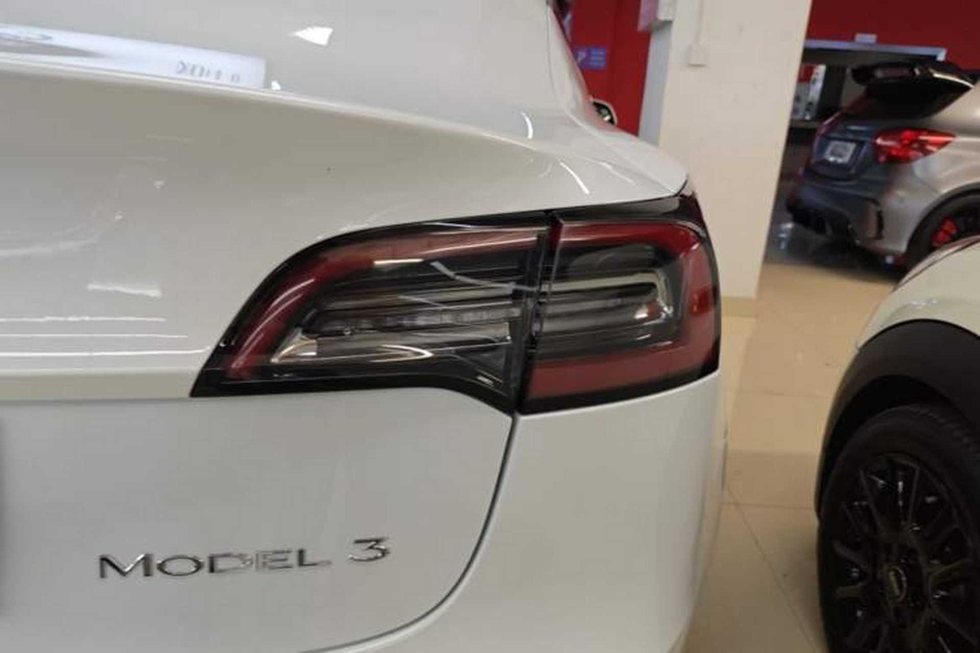 Used Tesla Model 3 2020 Refreshed Version Long-Range Rear-Wheel Drive Right Rear Taillight