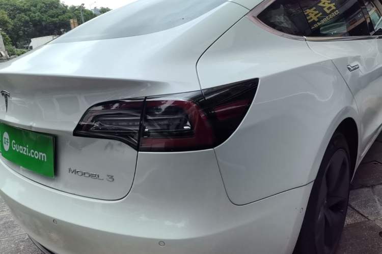 Used Tesla Model 3 2020 Standard Range Rear-Wheel Drive Upgraded Version Right Rear Taillight