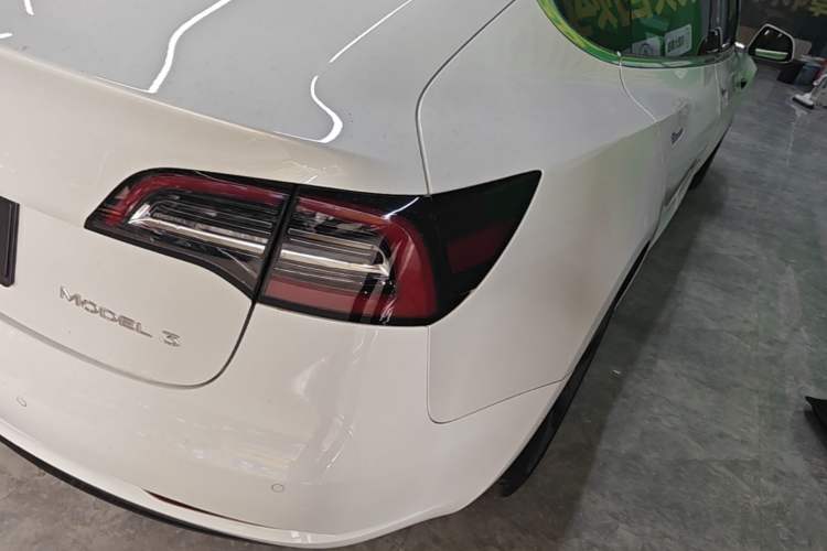 Used Tesla Model 3 2020 Refreshed Version Long-Range Rear-Wheel Drive Right Rear Taillight