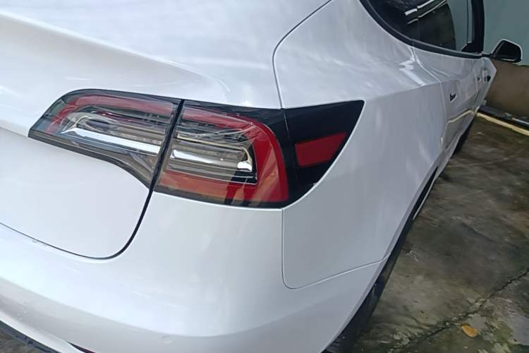 Used Tesla Model 3 2020 Refreshed Version Long-Range Rear-Wheel Drive Right Rear Taillight