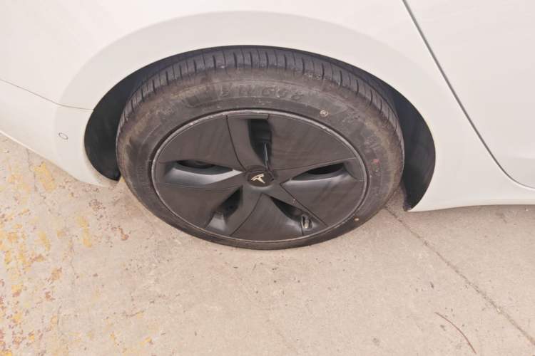 Used Tesla Model 3 2020 Refreshed Version Long-Range Rear-Wheel Drive Right Rear Wheel Hub