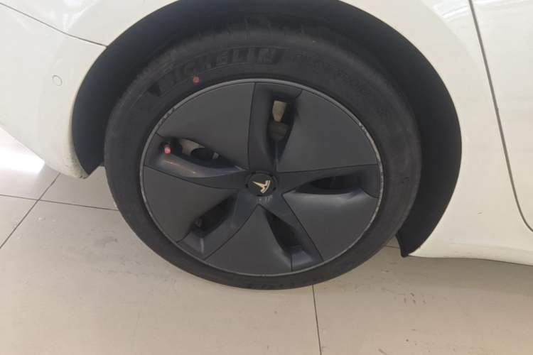 Used Tesla Model 3 2020 Refreshed Version Long-Range Rear-Wheel Drive Right Rear Wheel Hub