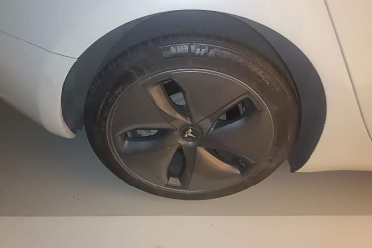 Used Tesla Model 3 2020 Refreshed Version Long-Range Rear-Wheel Drive Right Rear Wheel Hub