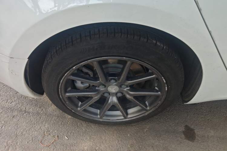 Used Tesla Model 3 2020 Standard Range Rear-Wheel Drive Upgraded Version Right Rear Wheel Hub