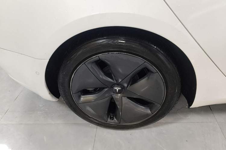 Used Tesla Model 3 2020 Standard Range Rear-Wheel Drive Upgraded Version Right Rear Wheel Hub