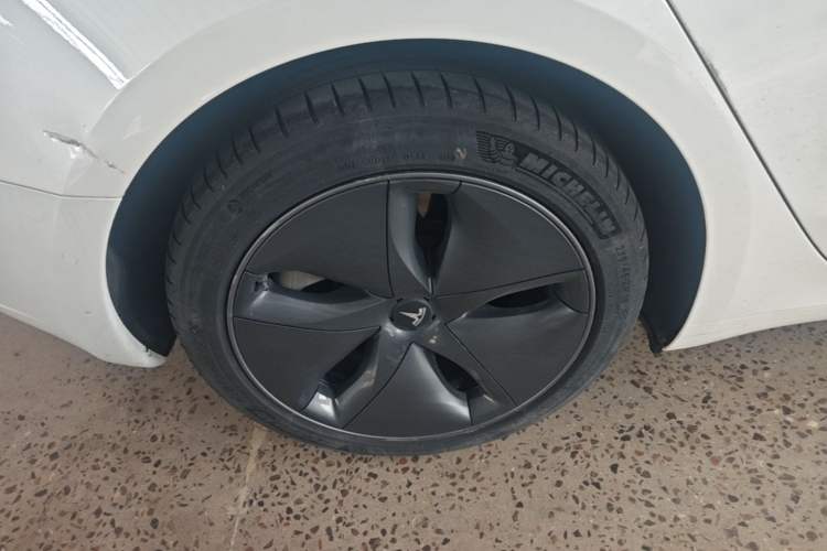 Used Tesla Model 3 2020 Standard Range Rear-Wheel Drive Upgraded Version Right Rear Wheel Hub