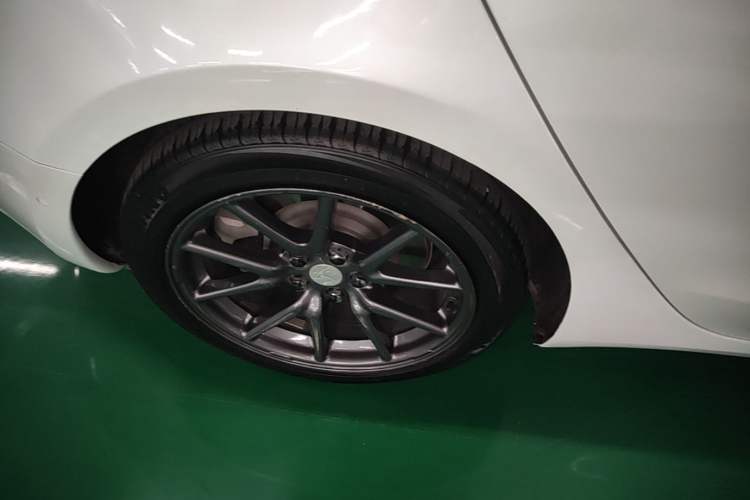 Used Tesla Model 3 2020 Standard Range Rear-Wheel Drive Upgraded Version Right Rear Wheel Hub