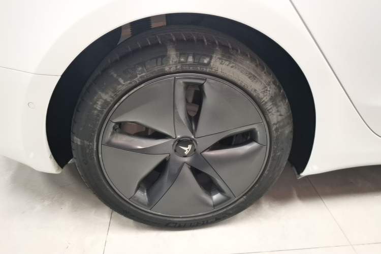 Used Tesla Model 3 2020 Standard Range Rear-Wheel Drive Upgraded Version Right Rear Wheel Hub