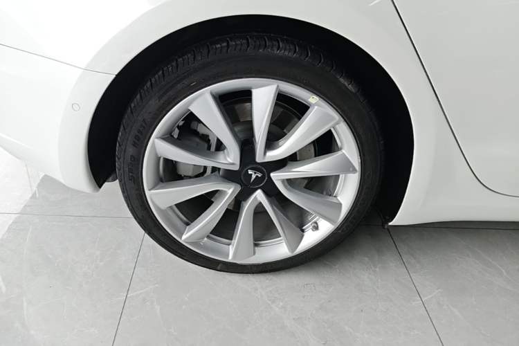 Used Tesla Model 3 2020 Refreshed Version Long-Range Rear-Wheel Drive Right Rear Wheel Hub