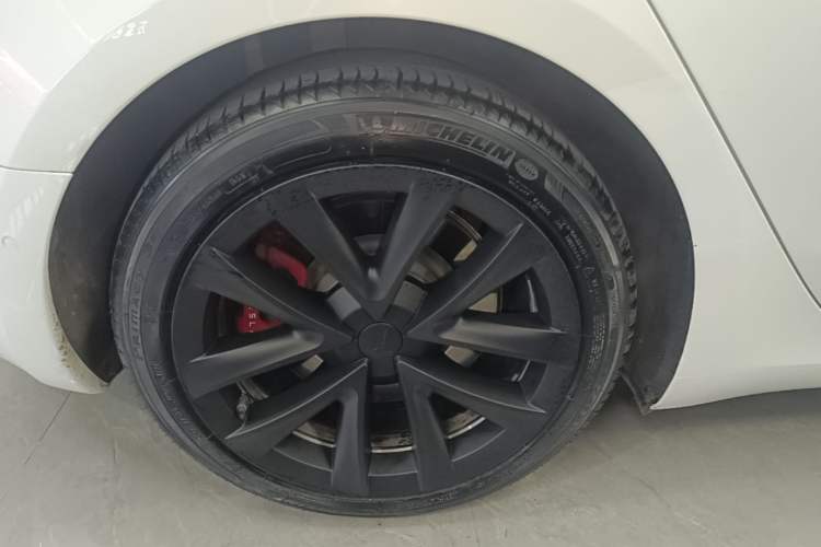 Used Tesla Model 3 2020 Standard Range Rear-Wheel Drive Upgraded Version Right Rear Wheel Hub