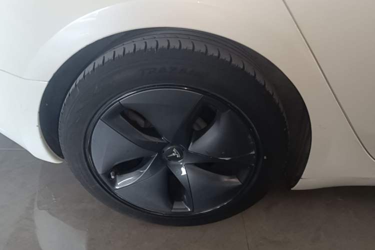 Used Tesla Model 3 2020 Standard Range Rear-Wheel Drive Upgraded Version Right Rear Wheel Hub