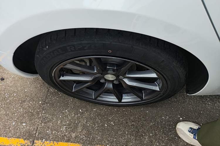 Used Tesla Model 3 2020 Refreshed Version Long-Range Rear-Wheel Drive Right Rear Wheel Hub