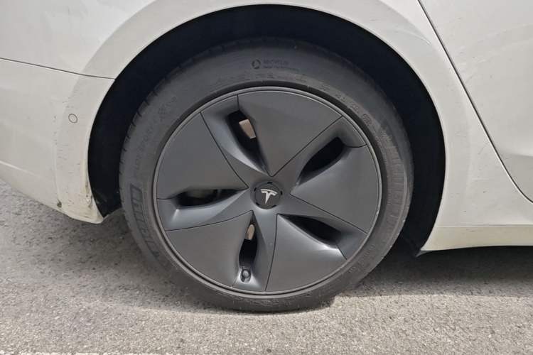 Used Tesla Model 3 2020 Refreshed Version Long-Range Rear-Wheel Drive Right Rear Wheel Hub