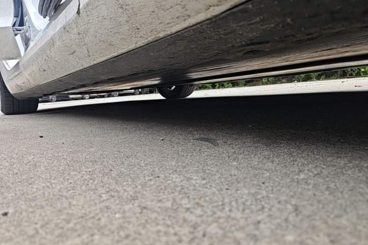 Used Tesla Model 3 2020 Refreshed Version Long-Range Rear-Wheel Drive Right Side Sill