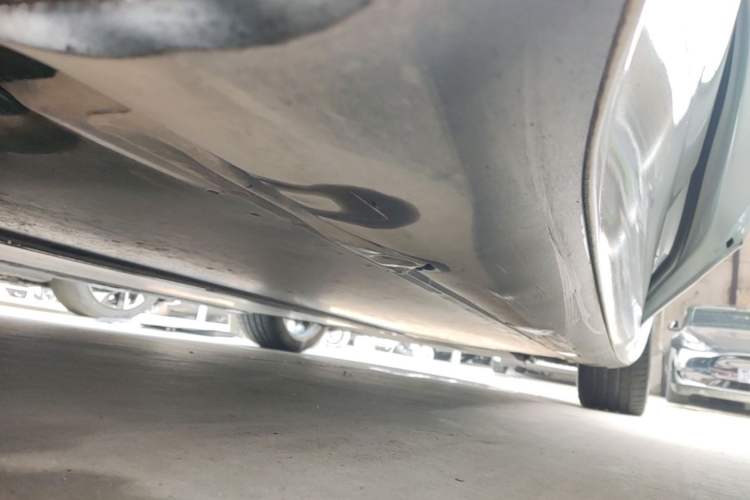 Used Tesla Model 3 2020 Standard Range Rear-Wheel Drive Upgraded Version Right Side Sill