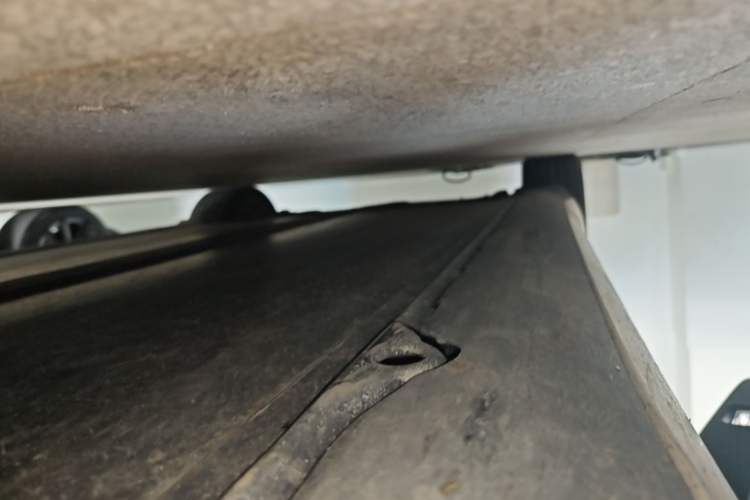 Used Tesla Model 3 2020 Revised Version Standard Range Rear-Wheel Drive – Upgraded Edition Right Side Sill