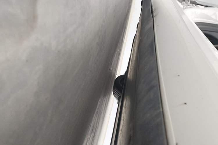 Used Tesla Model 3 2020 Refreshed Version Long-Range Rear-Wheel Drive Right Side Sill