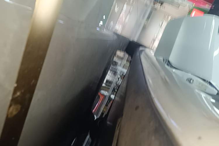 Used Tesla Model 3 2020 Standard Range Rear-Wheel Drive Upgraded Version Right Side Sill