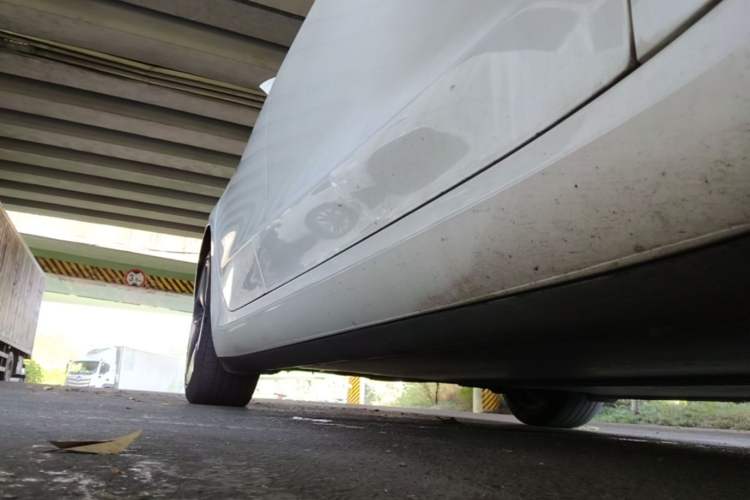 Used Tesla Model 3 2020 Standard Range Rear-Wheel Drive Upgraded Version Right Side Sill