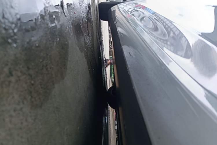 Used Tesla Model 3 2020 Refreshed Version Long-Range Rear-Wheel Drive Right Side Sill