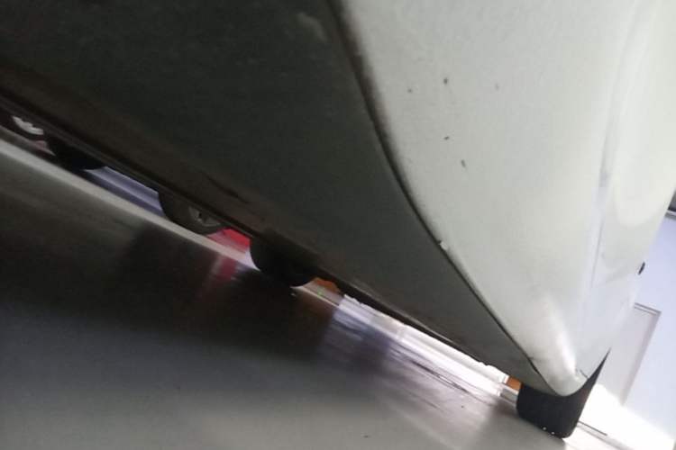 Used Tesla Model 3 2020 Refreshed Version Long-Range Rear-Wheel Drive Right Side Sill