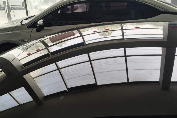 Used Tesla Model 3 2020 Revised Version Standard Range Rear-Wheel Drive – Upgraded Edition Roof