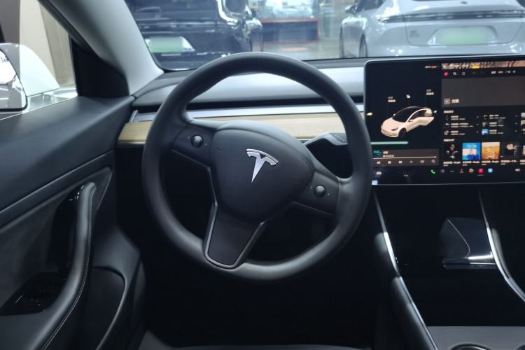 Used Tesla Model 3 2020 Revised Version Standard Range Rear-Wheel Drive – Upgraded Edition Steering Wheel