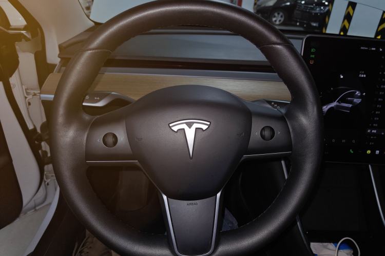 Used Tesla Model 3 2020 Long-Range Rear-Wheel-Drive Version Steering Wheel