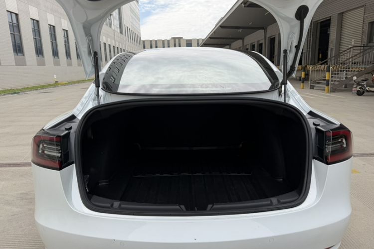 Used Tesla Model 3 2020 Revised Version Standard Range Rear-Wheel Drive – Upgraded Edition Trunk
