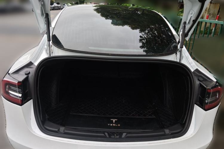 Used Tesla Model 3 2020 Revised Version Standard Range Rear-Wheel Drive – Upgraded Edition Trunk