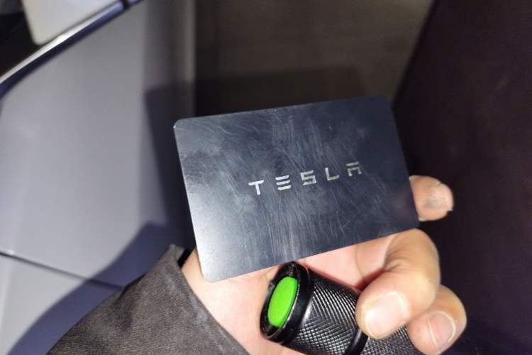Used Tesla Model 3 2020 Revised Version Standard Range Rear-Wheel Drive – Upgraded Edition Vehicle Key