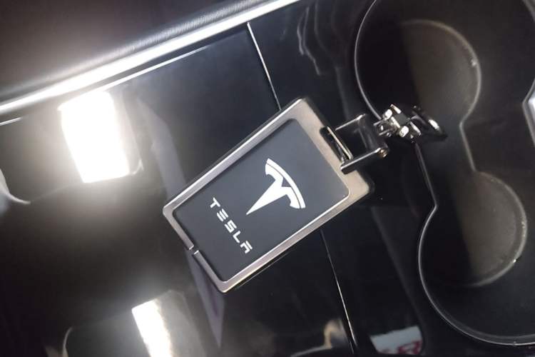 Used Tesla Model 3 2020 Standard Range Rear-Wheel Drive Upgraded Version Vehicle Key
