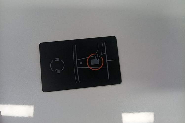 Used Tesla Model 3 2020 Refreshed Version Long-Range Rear-Wheel Drive Vehicle Key