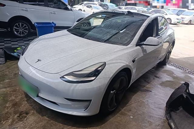 Ojetý Tesla Model 3 2020 Refreshed Version Long-Range Rear-Wheel Drive