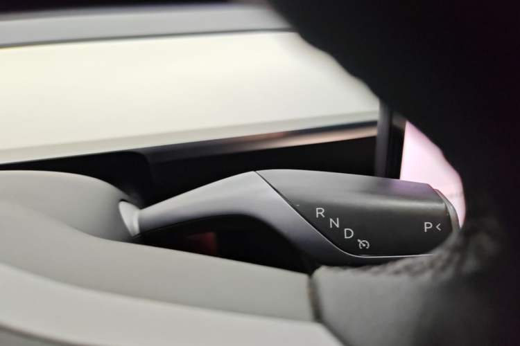 Used Tesla Model 3 2020 Revised Version Standard Range Rear-Wheel Drive – Upgraded Edition Gear Lever