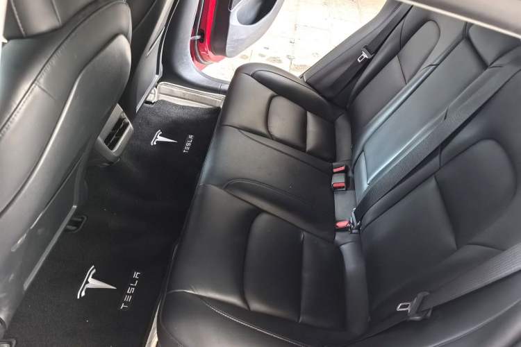 Used Tesla Model 3 2020 Standard Range Rear-Wheel Drive Upgraded Version Interior 3
