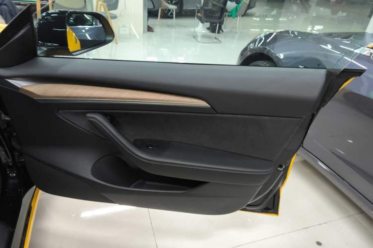 Used Tesla Model 3 2020 Revised Version Standard Range Rear-Wheel Drive – Upgraded Edition Interior 6