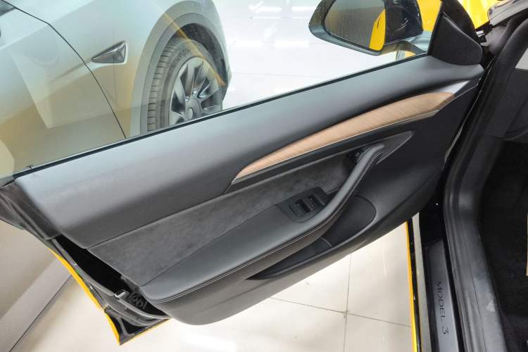 Used Tesla Model 3 2020 Revised Version Standard Range Rear-Wheel Drive – Upgraded Edition Interior 7
