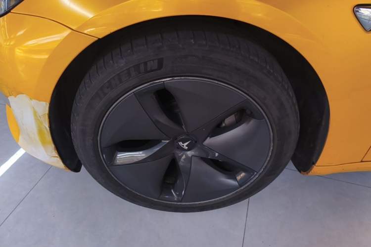 Used Tesla Model 3 2020 Refreshed Version Long-Range Rear-Wheel Drive Left Front Wheel Hub