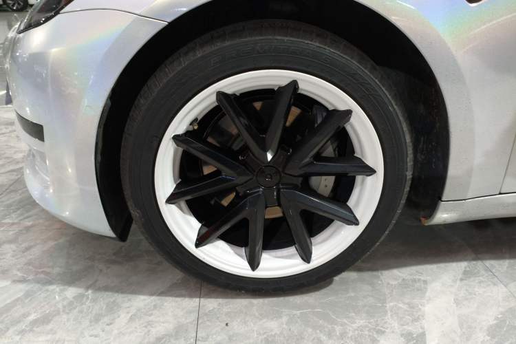 Used Tesla Model 3 2020 Standard Range Rear-Wheel Drive Upgraded Version Left Front Wheel Hub