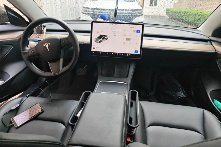 Used Tesla Model 3 2021 Revised Version Standard Range Rear-Wheel Drive Upgraded Edition 3D1 Center Console
