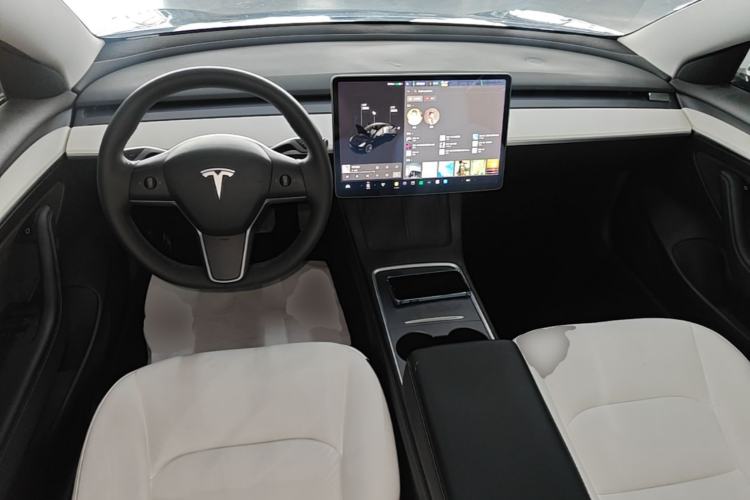 Used Tesla Model 3 2021 Revised Version Standard Range Rear-Wheel Drive Upgraded Edition 3D1 Center Console
